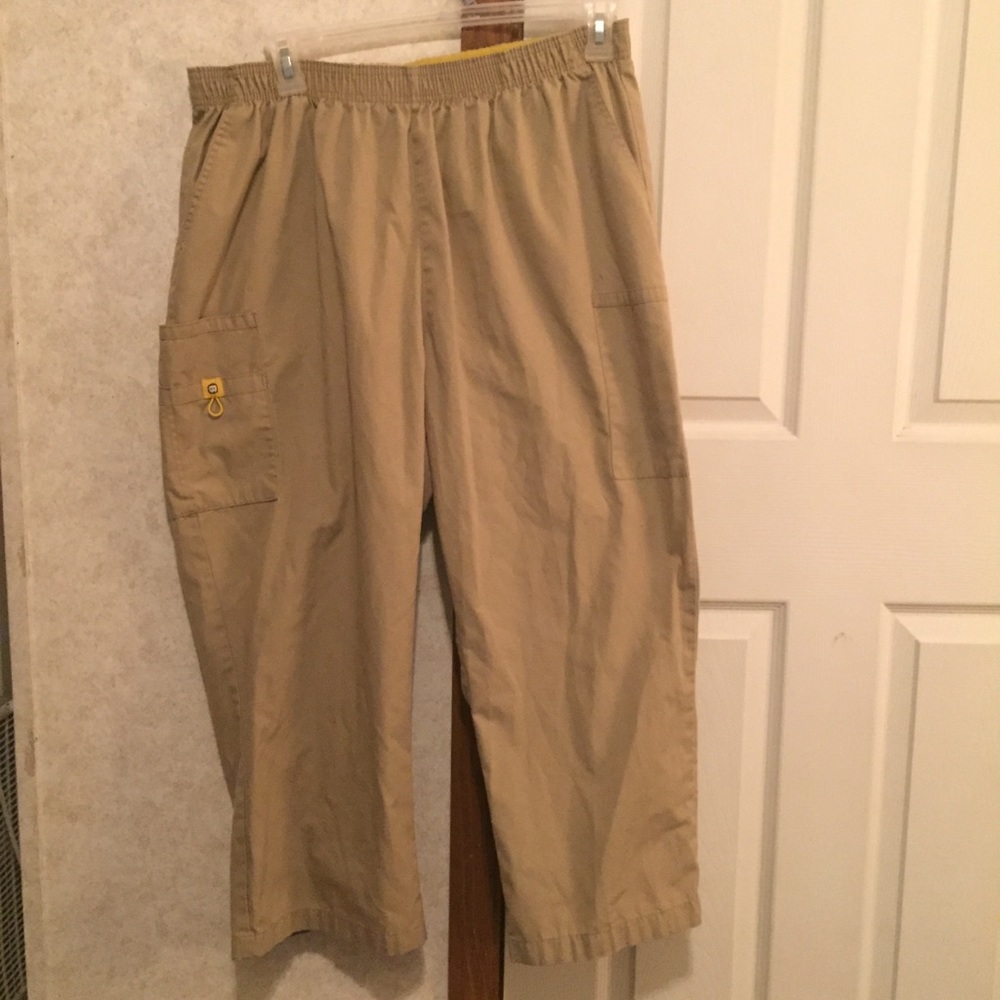 Bargain Bundle - Tan Women Wonderwink Scrub Set